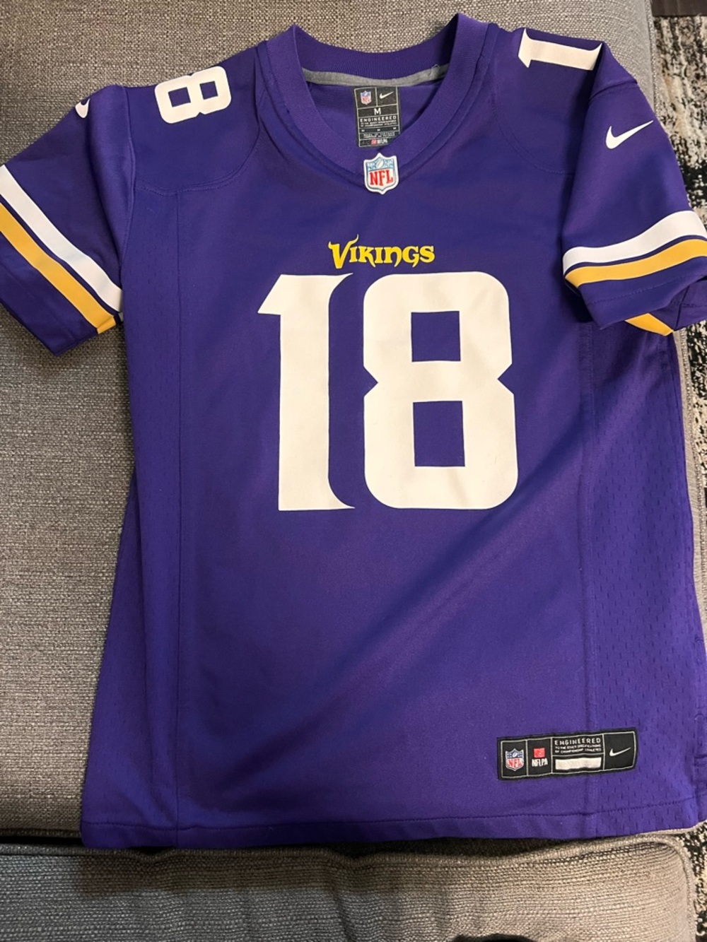 NFL Kids Minnesota Vikings #18 Jefferson Jersey size M